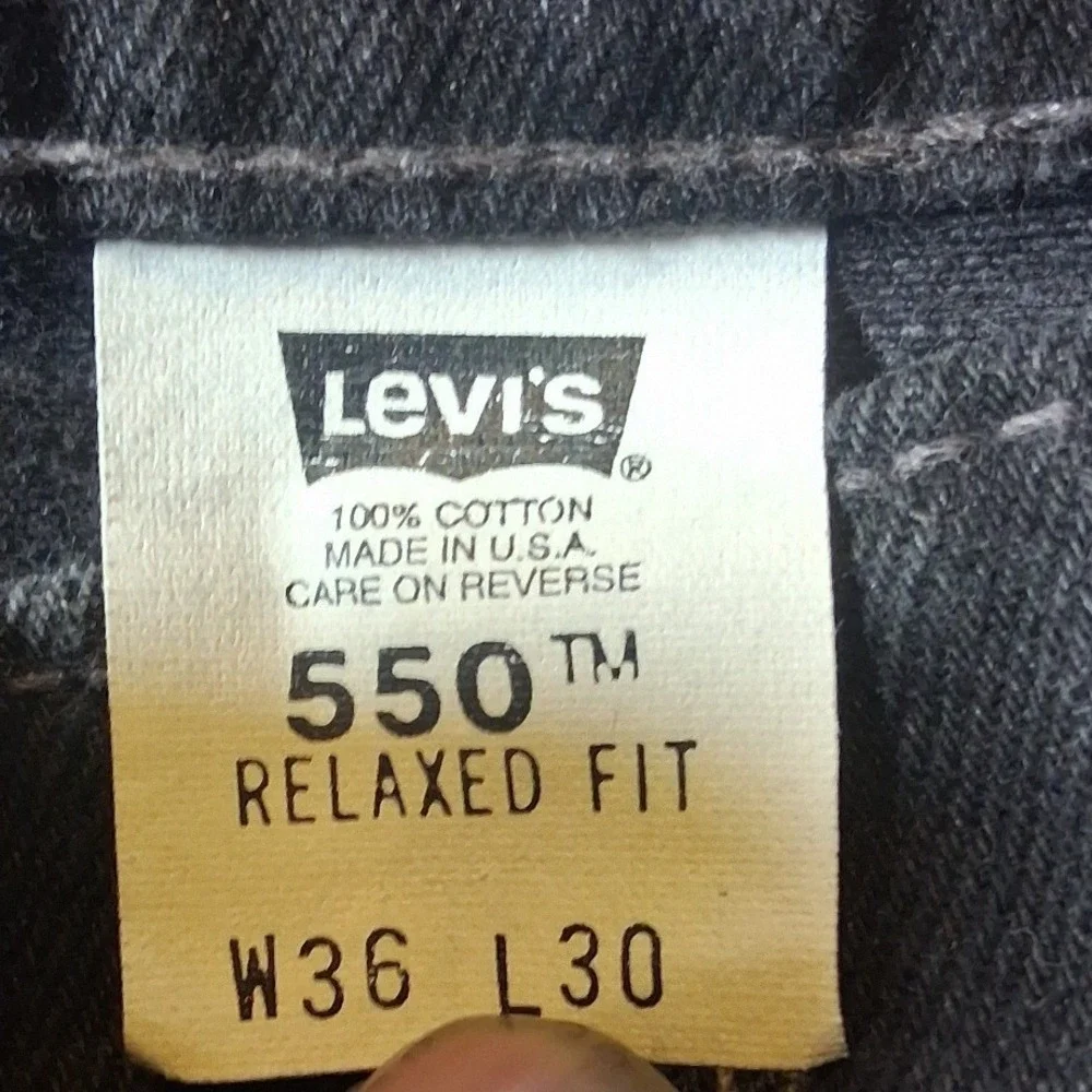 Vintage Levis 550 Relaxed Fit Black Jeans Made in USA 36x30 550-0260 1997